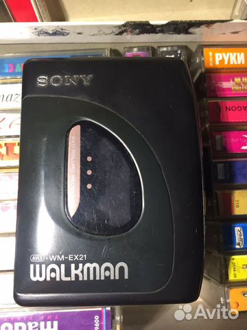 Кассетный плейер Walkman WM-EX21 и 20 шт.кассет