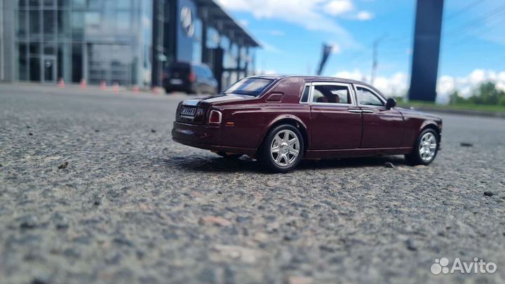 Rolls-royce phantom масштабная модель