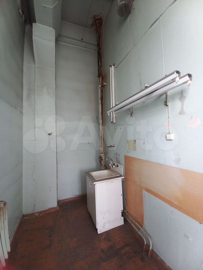 Продам помещение свободного назначения, 610 м²