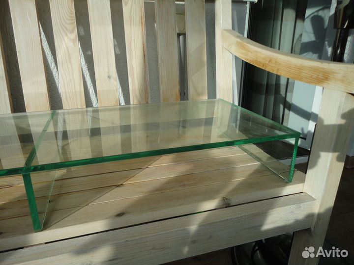 Стойка-стекло под телевизор или аудио