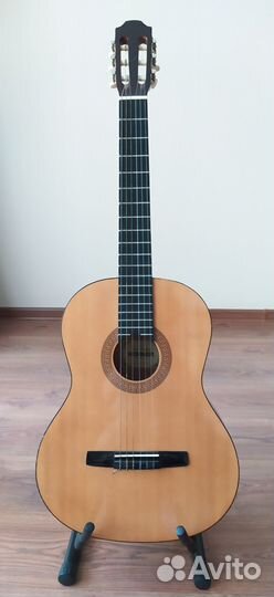 Классическая гитара бу