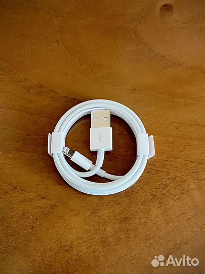 Провод для Айфона USB/Lightning 1 метр (новый)
