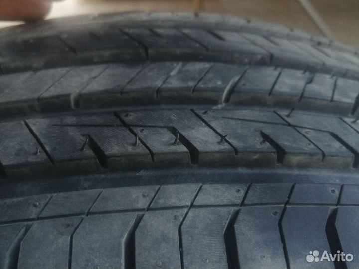 Tracmax X-Privilo TX5 215/65 R16