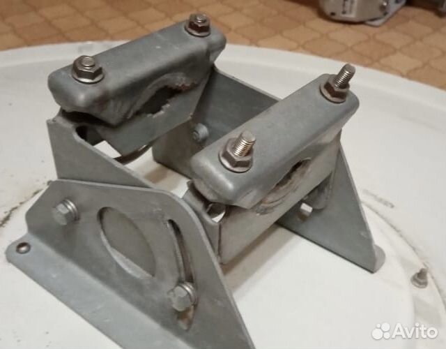 Спутниковая тарелка