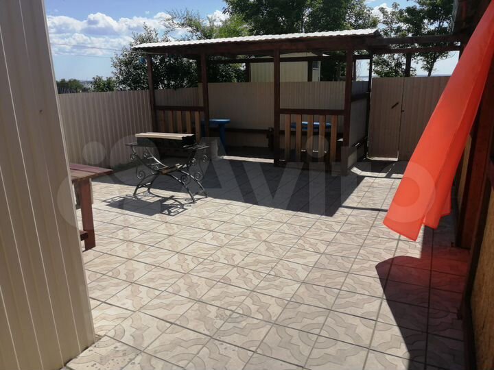 Дом 20 м² на участке 4 сот.