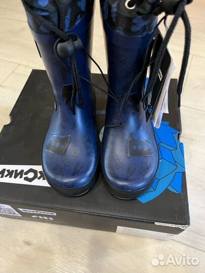 Новые резиновые сапоги