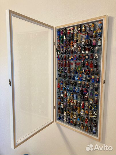 Рамка-витрина для минифигурок лего