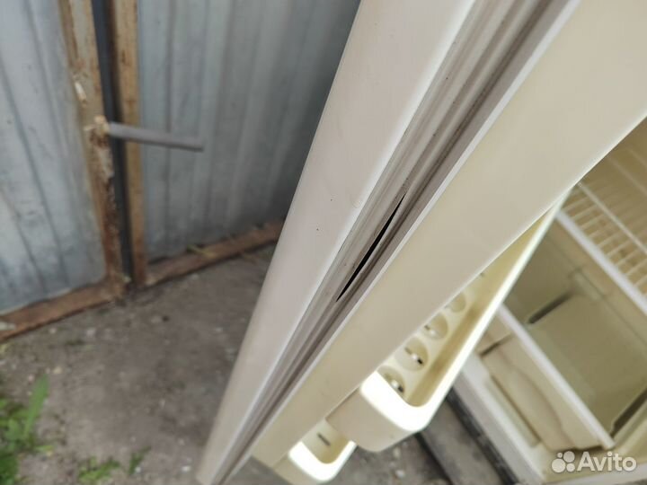 Холодильник stinol