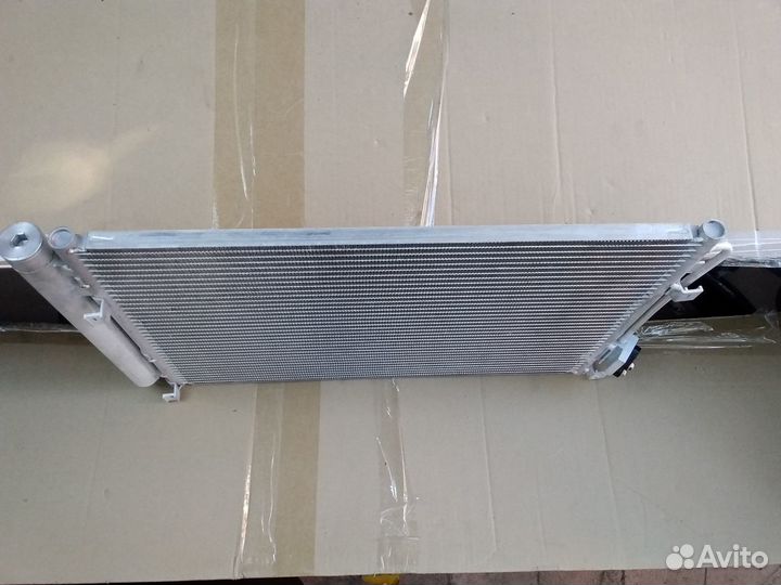 Hyundai Solaris радиатор кондиционера