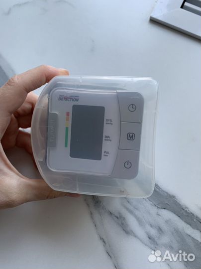 Тонометр на запястье B.Well