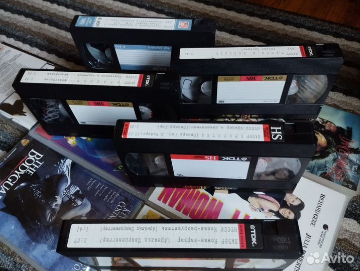 Лазеры с Горбушки (видеокассеты)