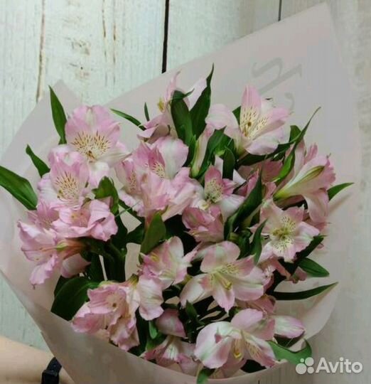 Букет из розовых альстромерий Доставка