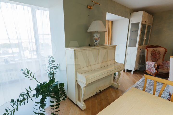 3-к. квартира, 105 м², 7/7 эт.