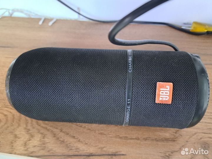 Блютуз колонка jbl