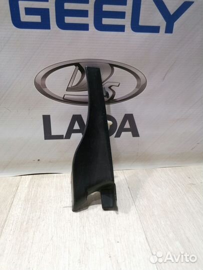 Накладка петли капота Уголок жабо LADA largus ларг