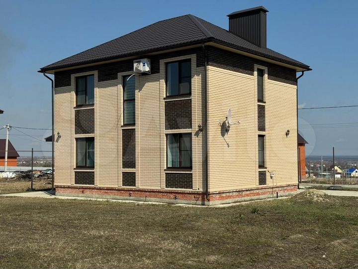 Коттедж 140 м² на участке 12,5 сот.