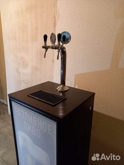 Минибар мобильный прилавок для розлива пива новый