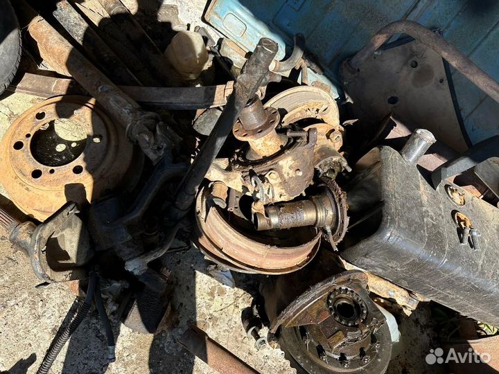 Поворотные кулаки на газ 66