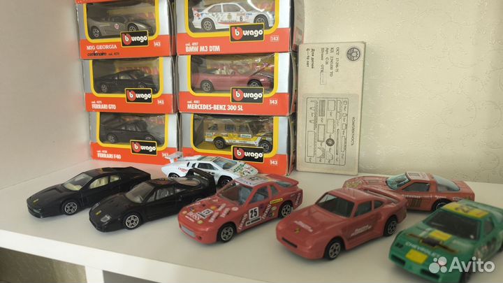 Модель автомобиля burago 1-43