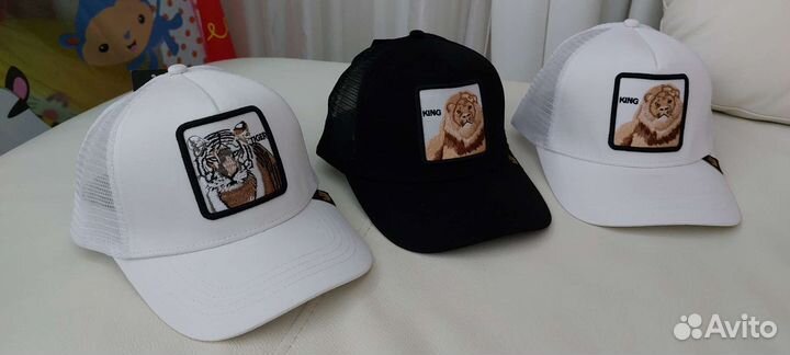 Бейсболка сетка с тигром и львом