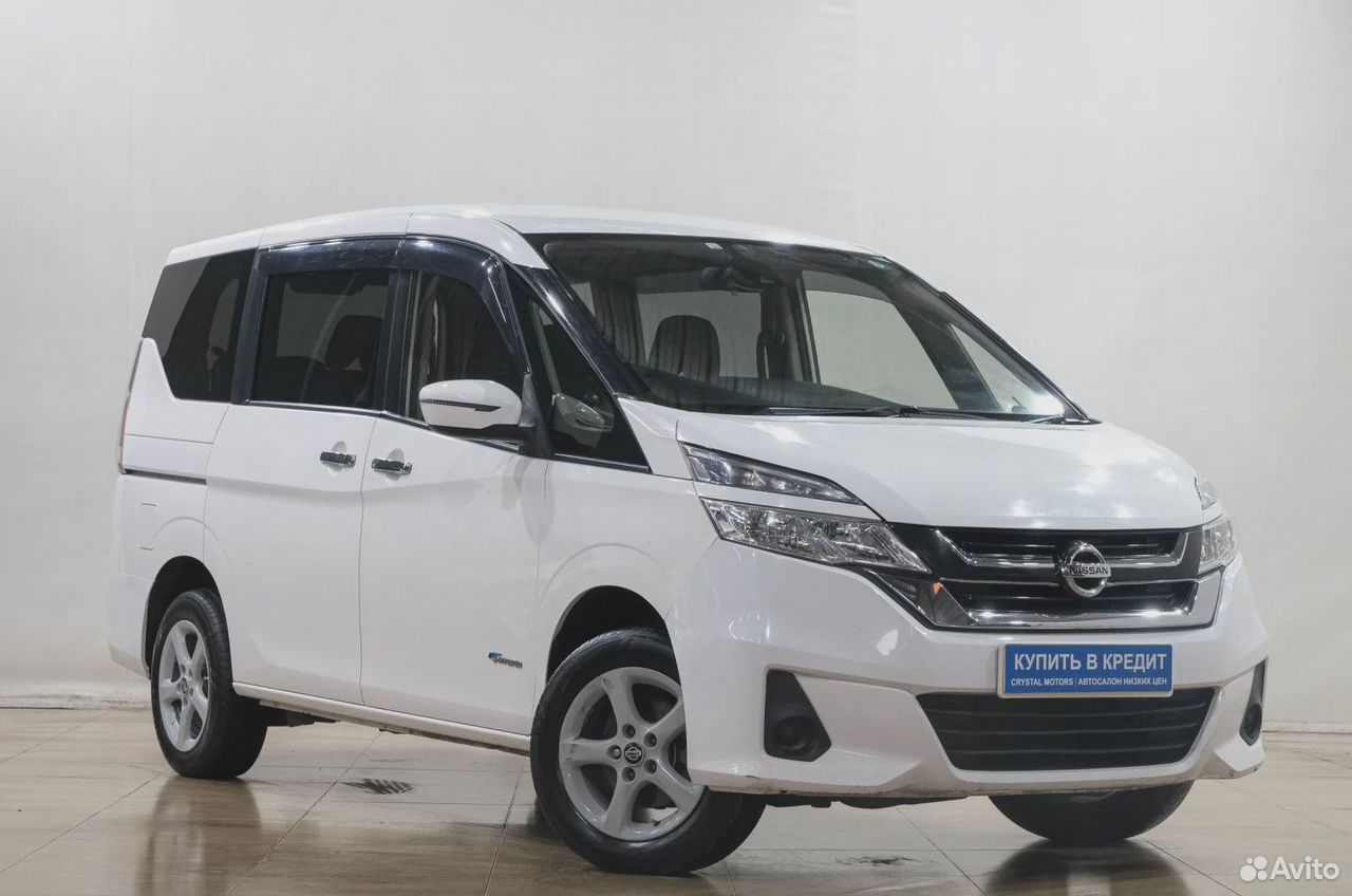Nissan Serena 2.0 CVT, 2016, 215 000 км