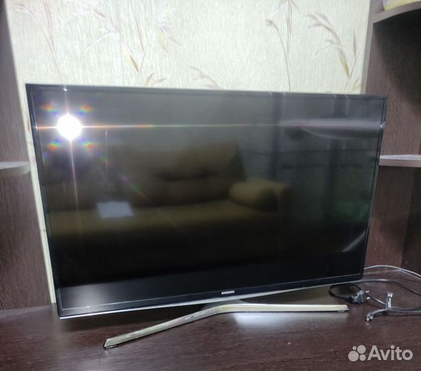 Телевизор SMART tv samsung