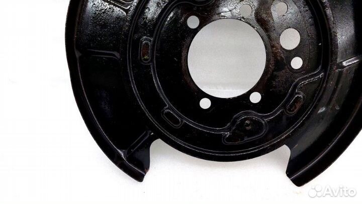 Пыльник тормозного диска задний левый Nissan