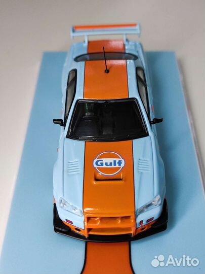 Nissan Skyline R34 Gulf 1:64