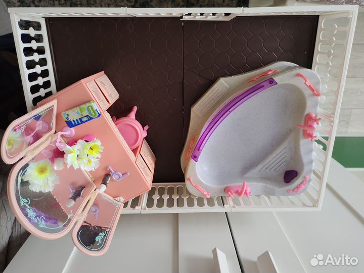 Домик кукольный для Барби с мебелью и утварью