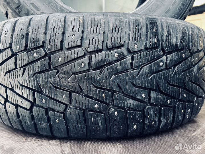 Nokian Tyres Hakkapeliitta 7 285/60 R18