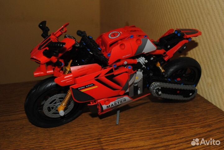 Lego мотоцикл Ducati