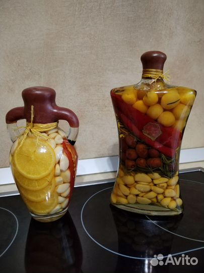 Бутылки декоративные