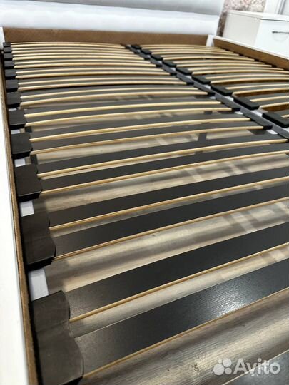 Кровать двухспальная бу 140х200