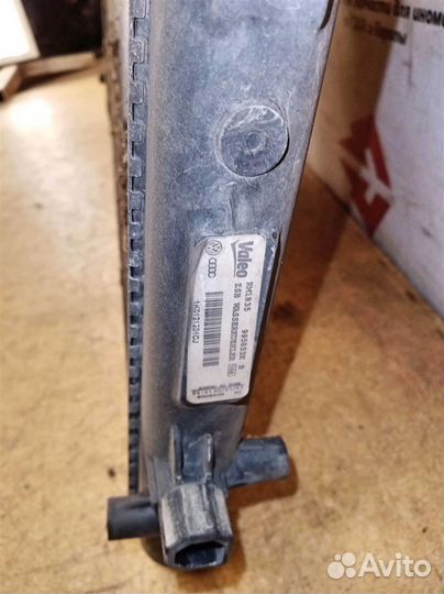 Радиатор охлаждения Skoda Octavia A5