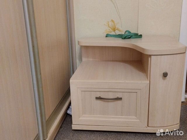 Тумба прикроватная