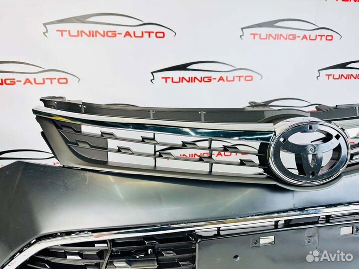 Бампер передний Toyota Camry 55 Exclusive L5947