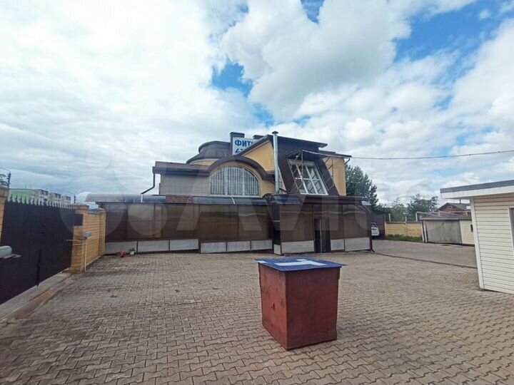 Мед.центр или Салон красоты 850 м2 на (1-й линии)