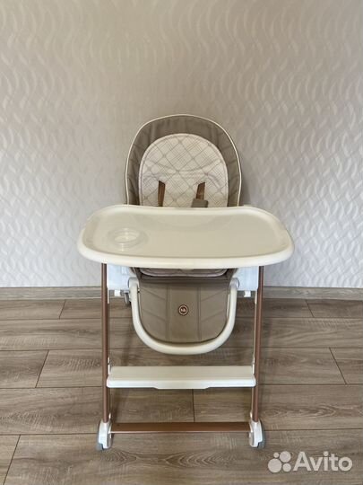 Стульчик для кормления Happy Baby berny V2 Бежевый