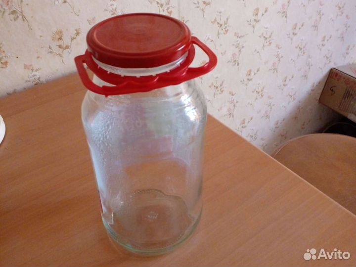 Банка стеклянная