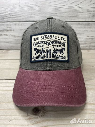 Бейсболка мужская джинсовая Levis