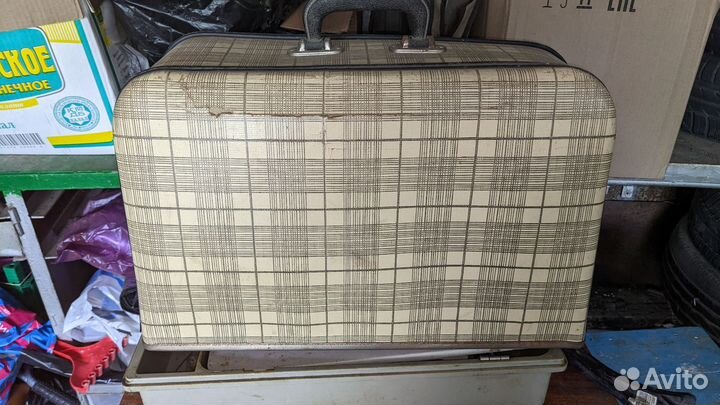 Швейная машина victoria