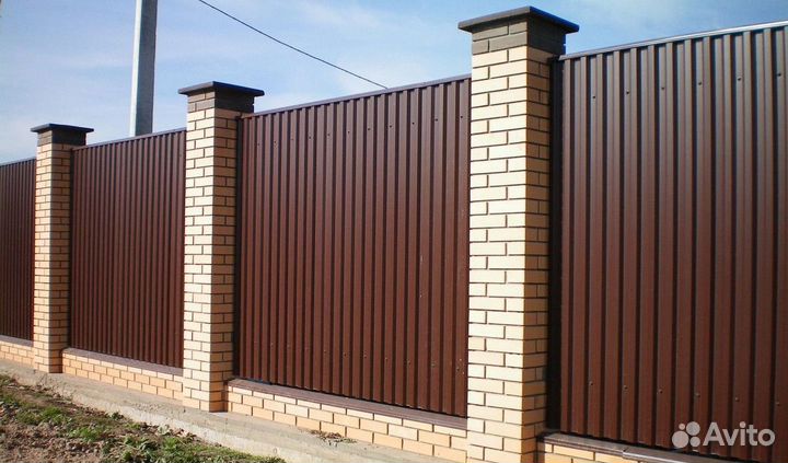 Заборы из профнастила