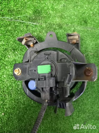 Фара противотуманная левая Nissan Qashqai J10