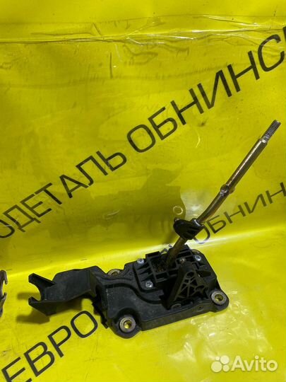 Кулиса МКПП Ниссан Альмера N16