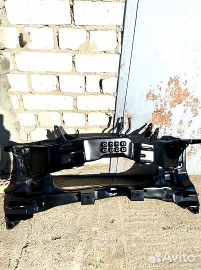 Подрамник задний Mitsubishi Outlander 1 арт. 10679