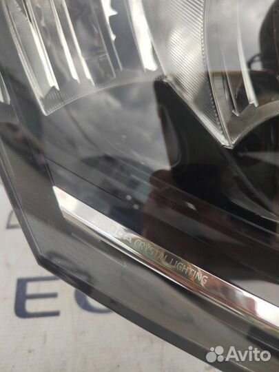 Фара правая Skoda Octavia A8 2020-2023
