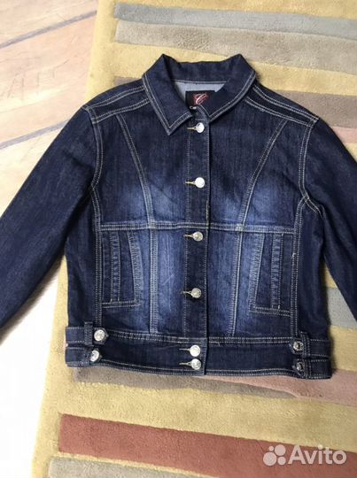 Курточка джинсовая р 44-46