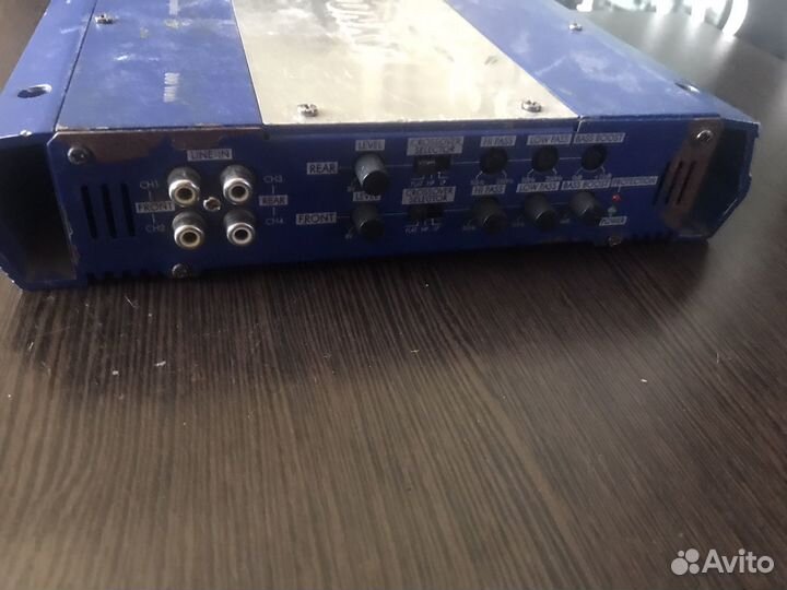 4 х канальный усилитель