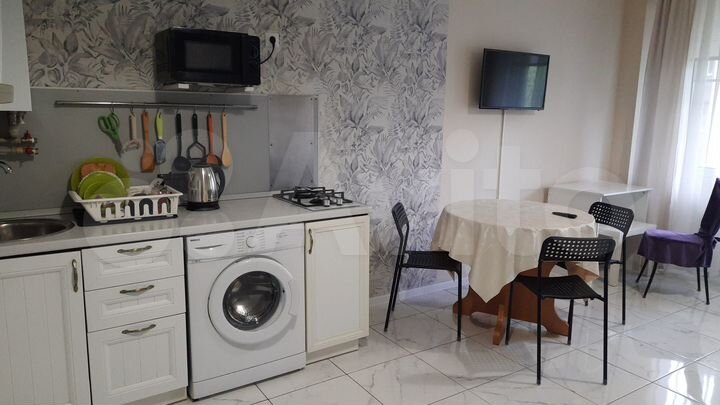 Квартира-студия, 30 м², 1/8 эт.