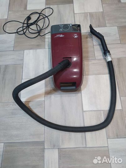 Пылесос Omega Home OH-1250E